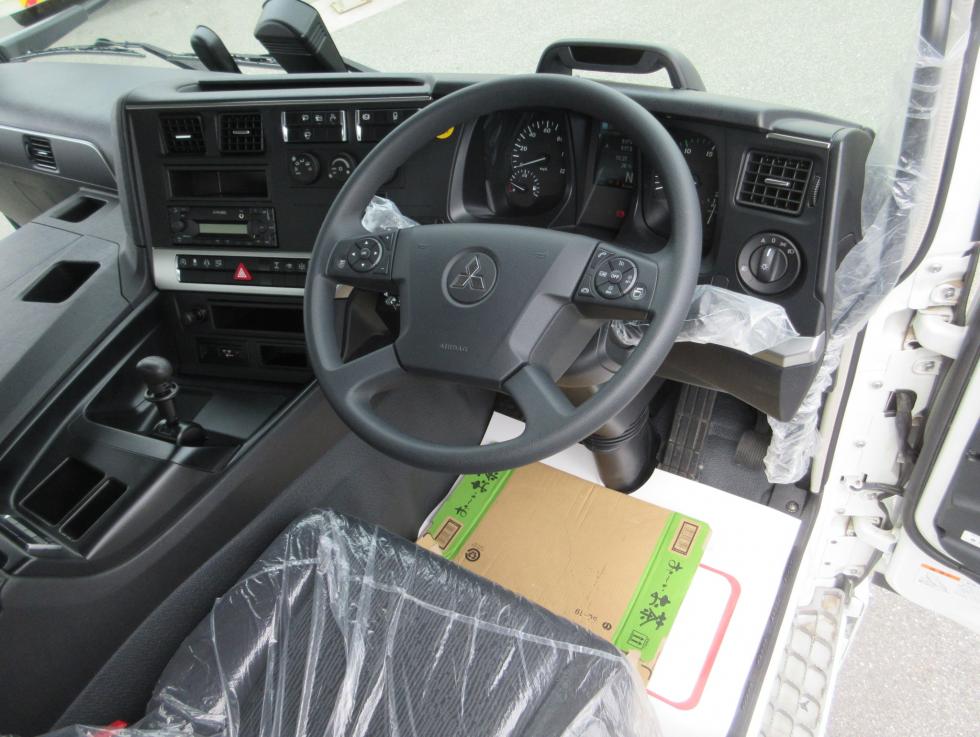 三菱 ダンプ 大型 令和7年5月 2PGーFV70HX 9枚目