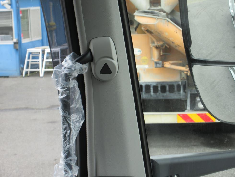 三菱 ダンプ 大型 令和7年5月 2PGーFV70HX 16枚目