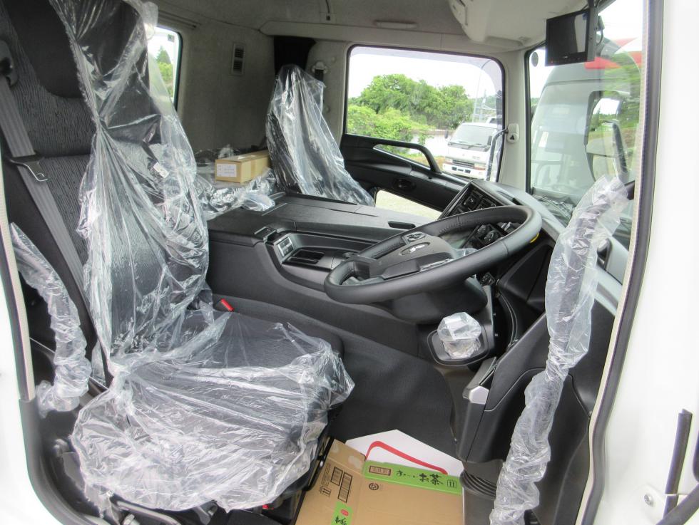 三菱 ダンプ 大型 令和7年5月 2PGーFV80HX 7枚目