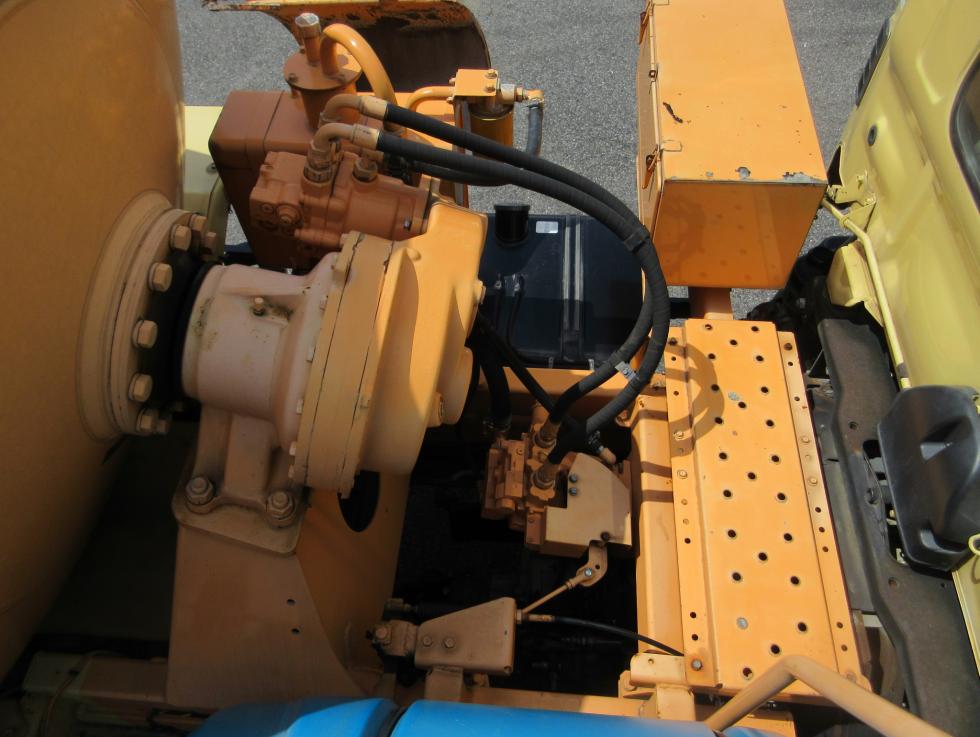 日野 ミキサー 増トン 平成26年6月 LDG-GK8JKAA 33枚目