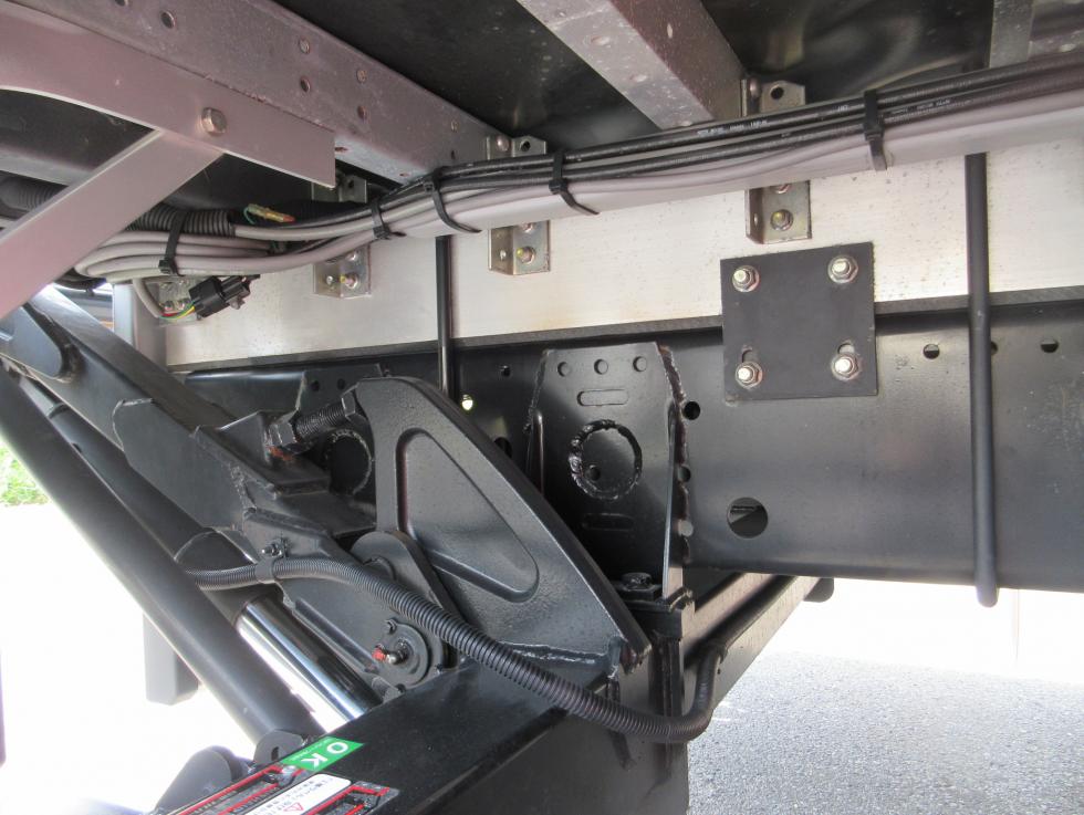 いすゞ ウィング 中型 令和2年7月 ◆商談中◆　2RGーFRR90T2 35枚目