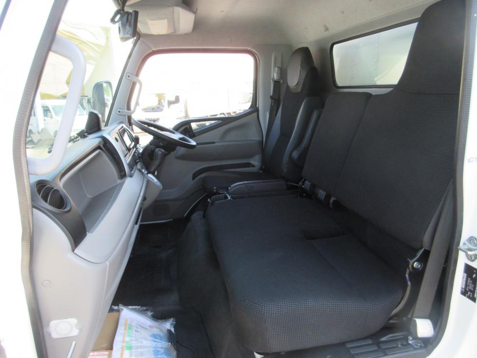 三菱 バン 小型 令和2年8月 ◆商談中◆　2PGーFEB50 17枚目