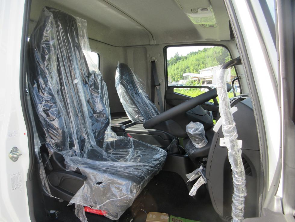 三菱 平ボデー・Wキャブ・シャーシ 中型  ◆商談中◆　2KGーFK65F 7枚目