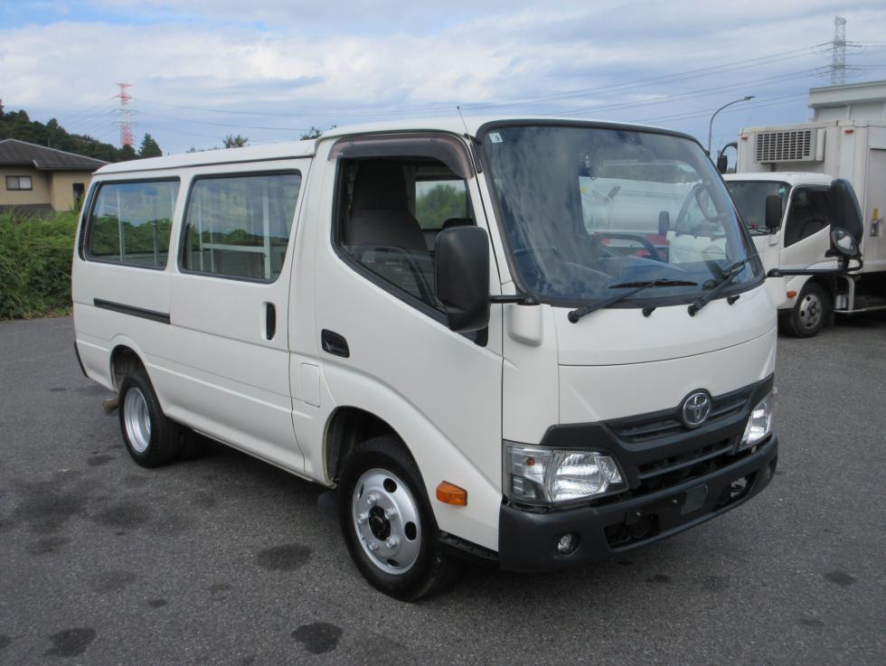 その他 バン 小型 平成30年9月 TPGーXZC605V 1枚目