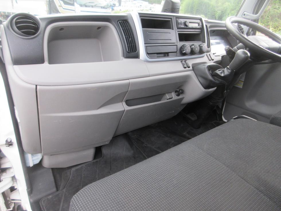 三菱 平ボデー・Wキャブ・シャーシ 小型 令和5年6月 2RGーFBAV0 18枚目