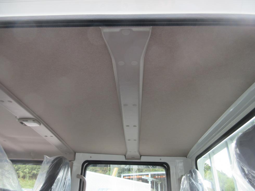 三菱 平ボデー・Wキャブ・シャーシ 小型  2RGーFBA20 22枚目