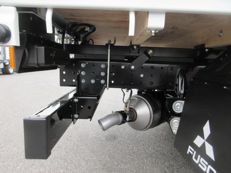 三菱 平ボデー・Wキャブ・シャーシ 小型  2RGーFBAV0 29枚目