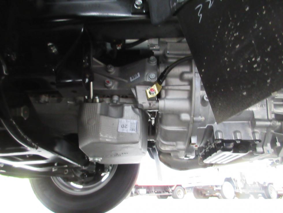 三菱 平ボデー・Wキャブ・シャーシ 小型  2RGーFBAV0 40枚目