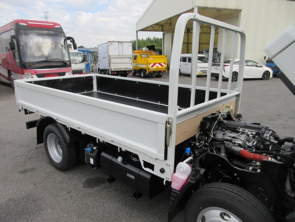 三菱 平ボデー・Wキャブ・シャーシ 小型  2RGーFBAV0 41枚目