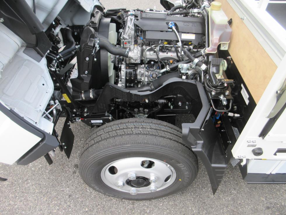 三菱 平ボデー・Wキャブ・シャーシ 小型  2RGーFBAV0 43枚目