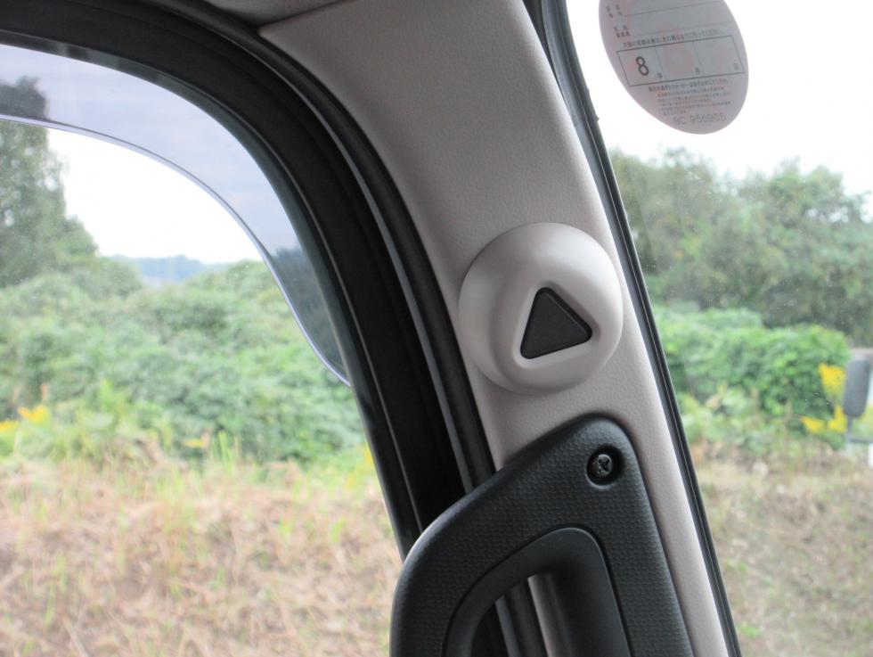 三菱 平ボデー・Wキャブ・シャーシ 小型  2RGーFBAV0 15枚目