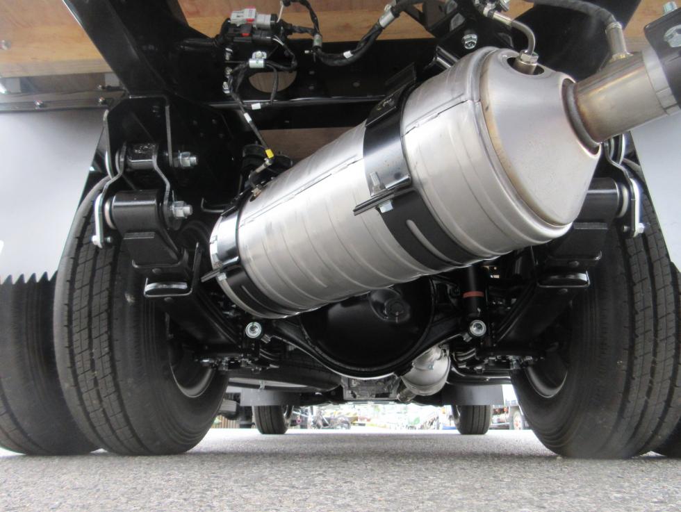 三菱 平ボデー・Wキャブ・シャーシ 小型  2RGーFBAV0 29枚目