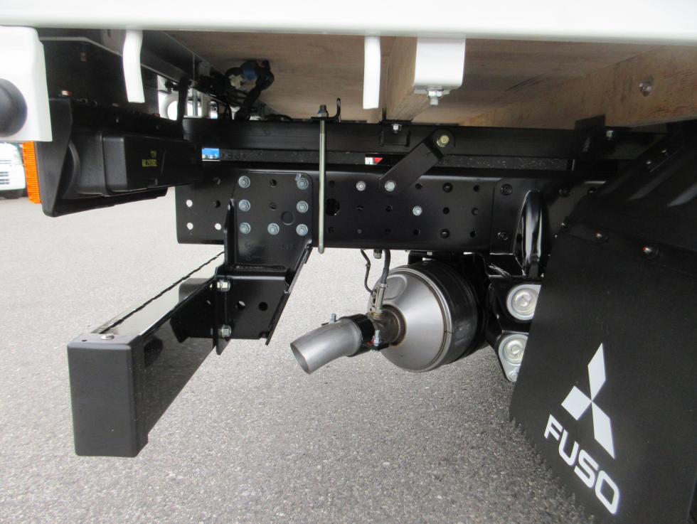 三菱 平ボデー・Wキャブ・シャーシ 小型  2RGーFBAV0 30枚目