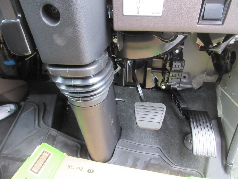 三菱 平ボデー・Wキャブ・シャーシ 小型  2RGーFBAV0 48枚目