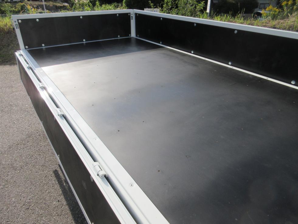 三菱 平ボデー・Wキャブ・シャーシ 小型  2RGーFBAV0 27枚目