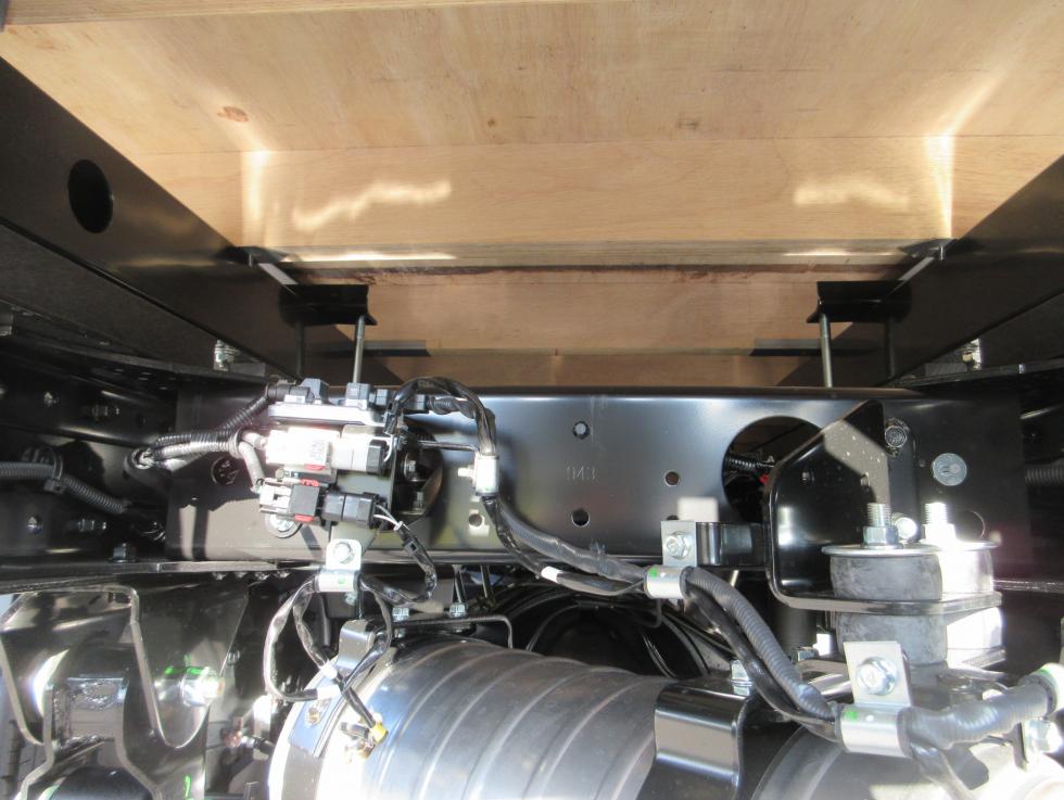 三菱 平ボデー・Wキャブ・シャーシ 小型  2RGーFBAV0 28枚目