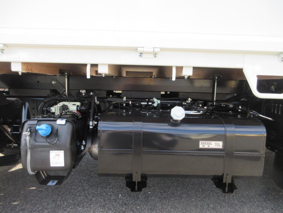 三菱 平ボデー・Wキャブ・シャーシ 小型  2RGーFBAV0 31枚目