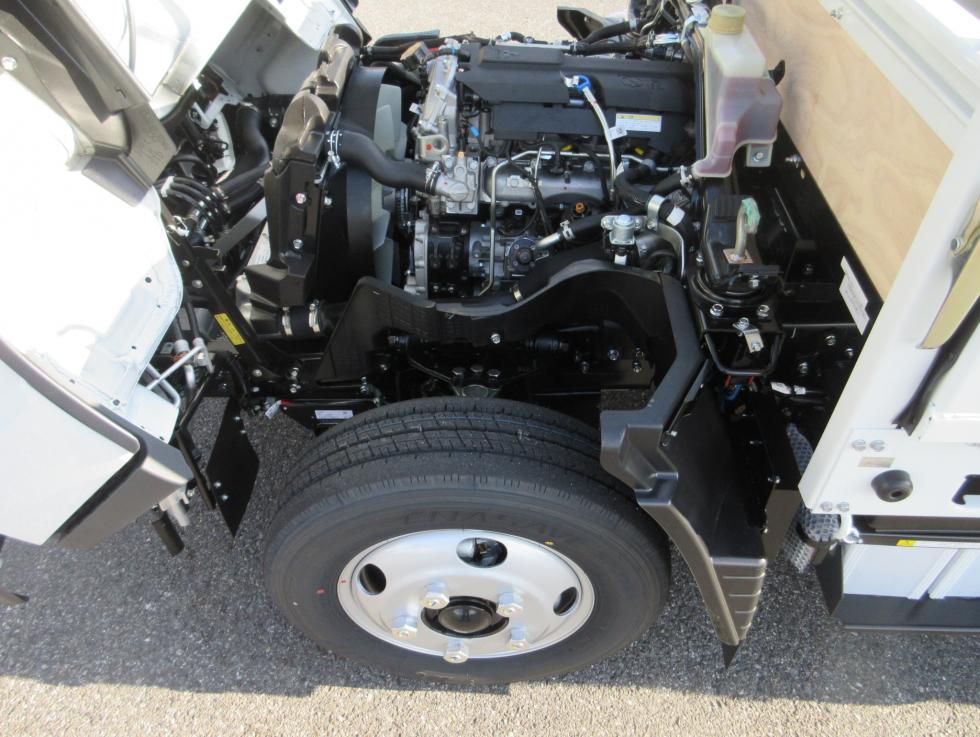 三菱 平ボデー・Wキャブ・シャーシ 小型  2RGーFBAV0 45枚目