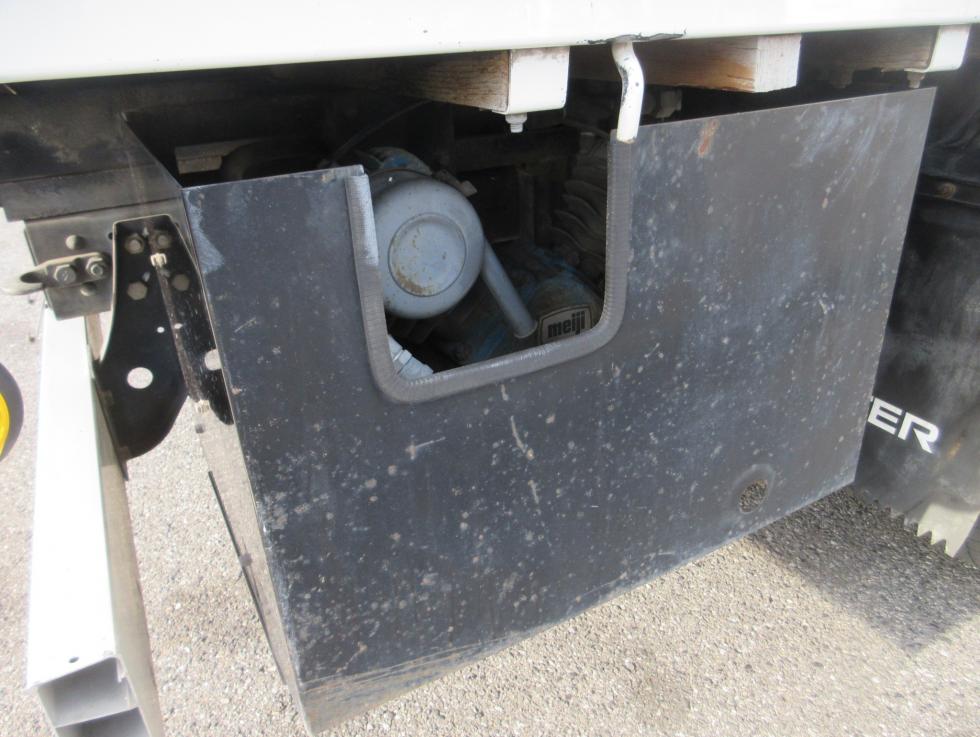 三菱 クレーン付 小型 平成18年10月 PA-FG83DE 31枚目