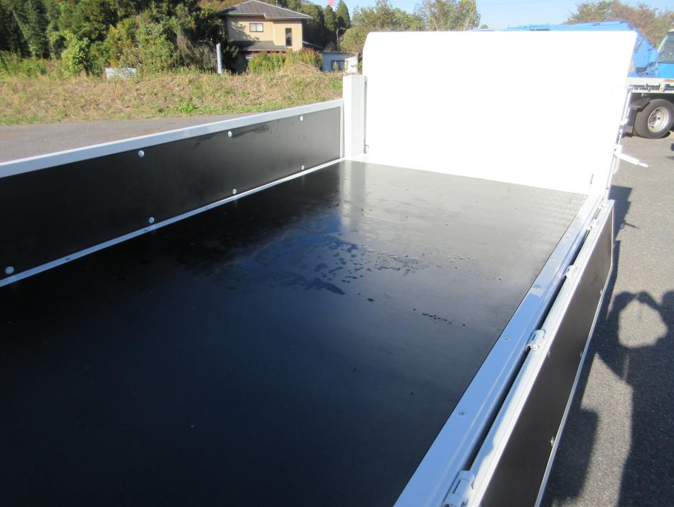 三菱 平ボデー・Wキャブ・シャーシ 小型  2RGーFBAV0 28枚目