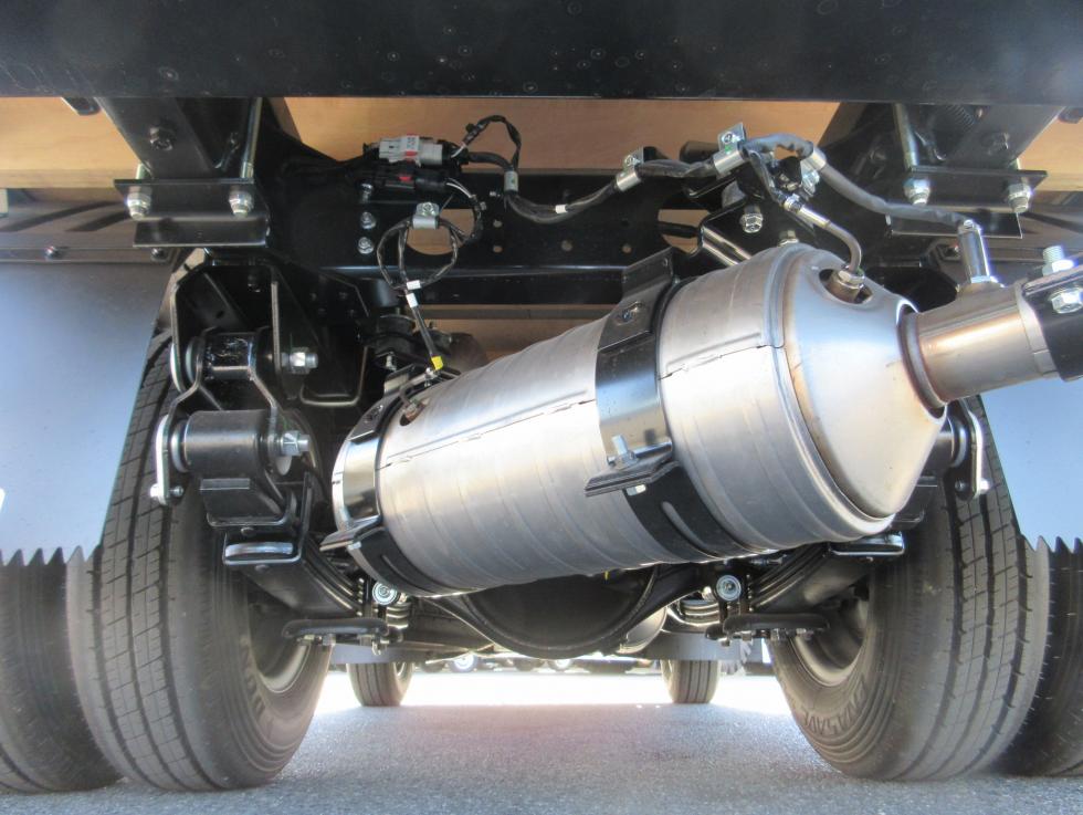 三菱 平ボデー・Wキャブ・シャーシ 小型  2RGーFBAV0 31枚目