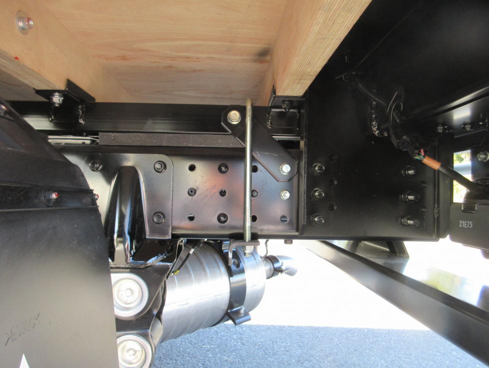 三菱 平ボデー・Wキャブ・シャーシ 小型  2RGーFBAV0 37枚目