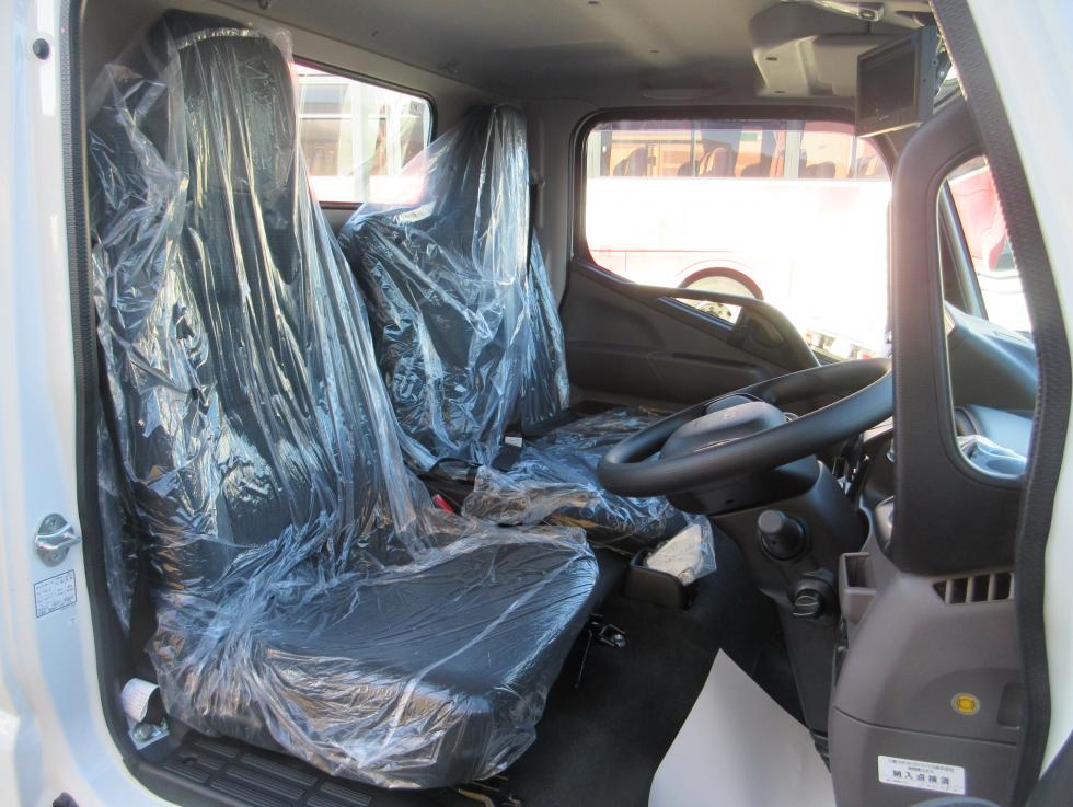 三菱 平ボデー・Wキャブ・シャーシ 小型  2RGーFBAV0 7枚目