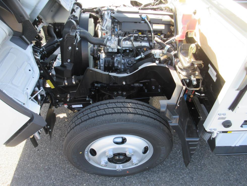 三菱 平ボデー・Wキャブ・シャーシ 小型  2RGーFBAV0 47枚目