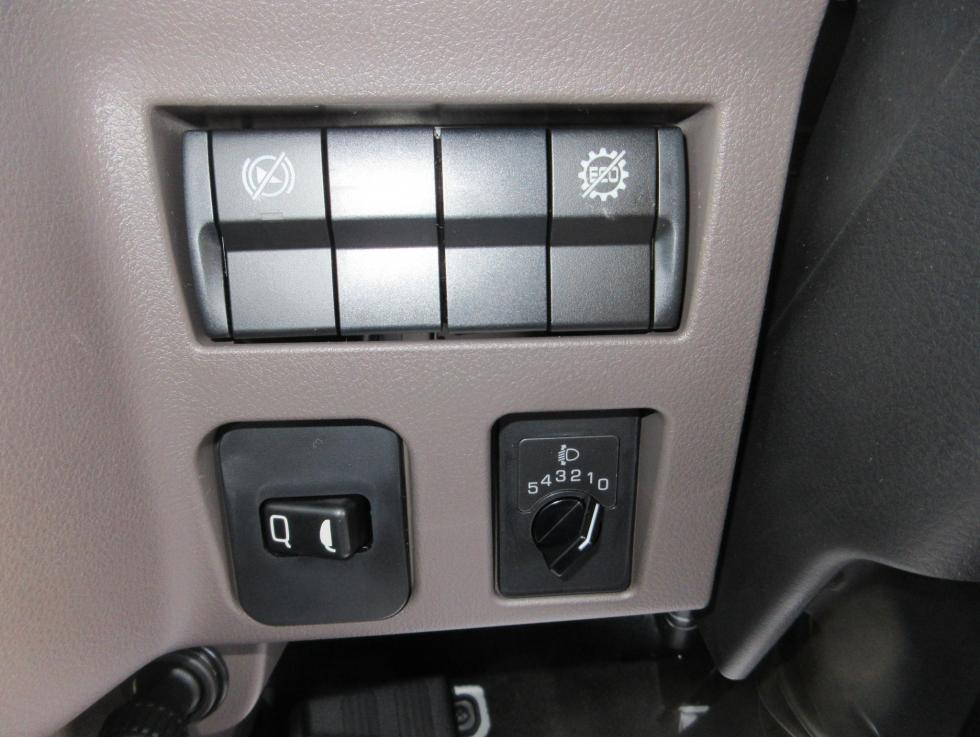 三菱 平ボデー・Wキャブ・シャーシ 小型  2RGーFBA20 14枚目