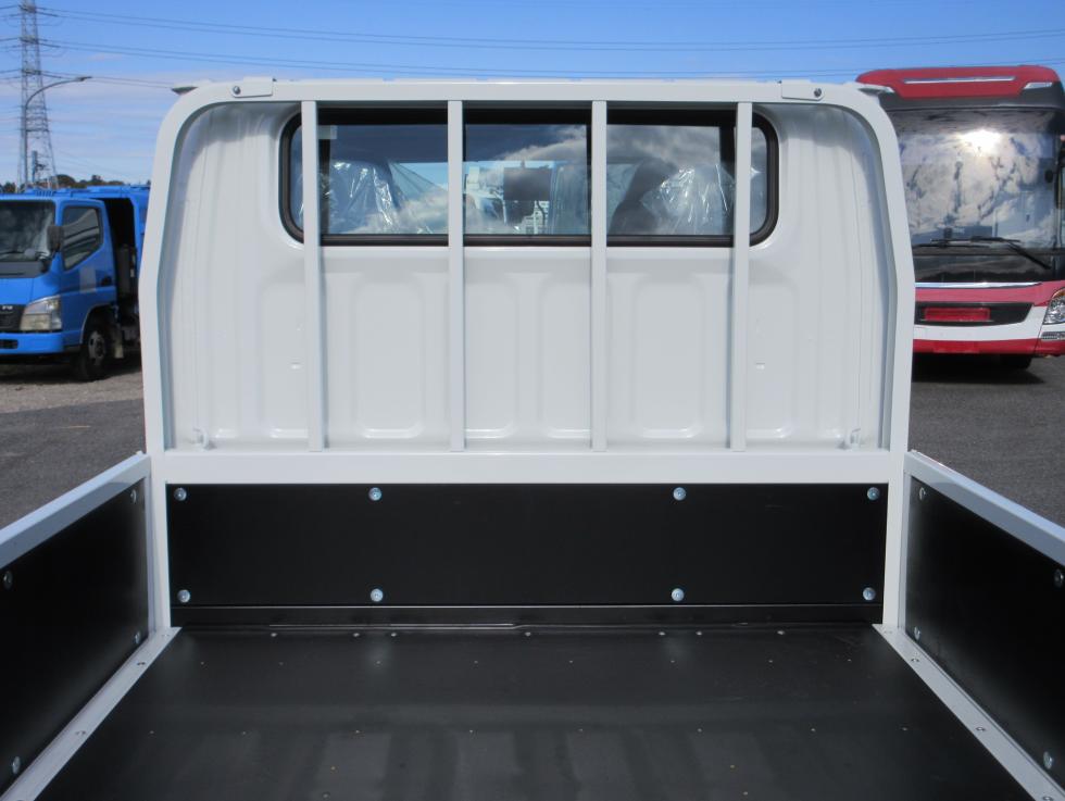 三菱 平ボデー・Wキャブ・シャーシ 小型  2RGーFBA20 29枚目