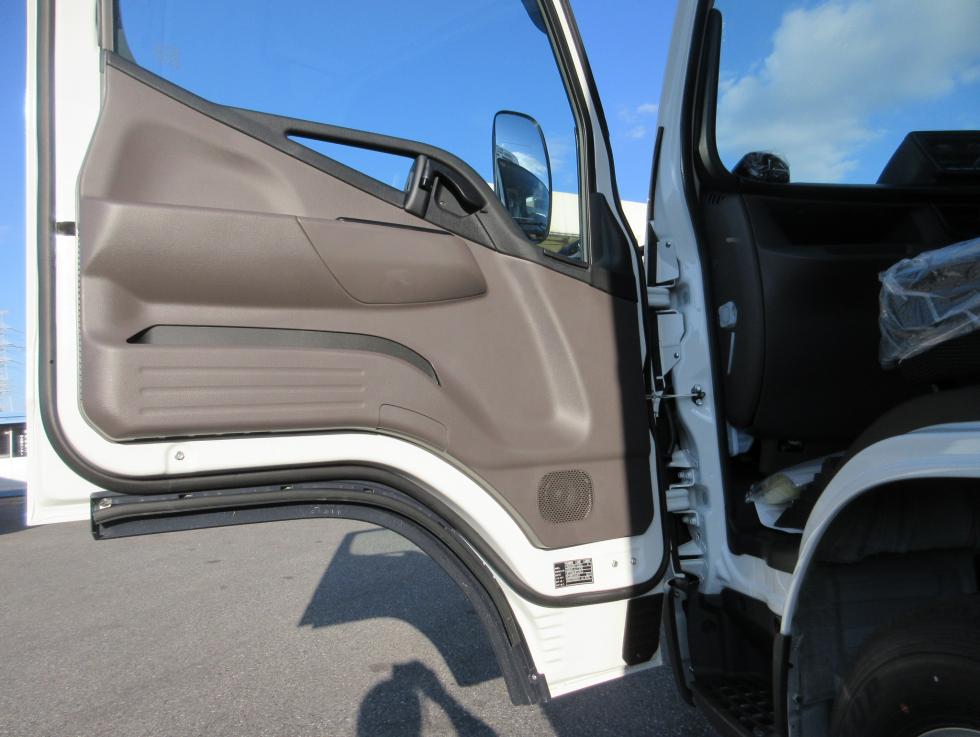 三菱 冷凍・保冷 小型  2RGーFBAV0 20枚目