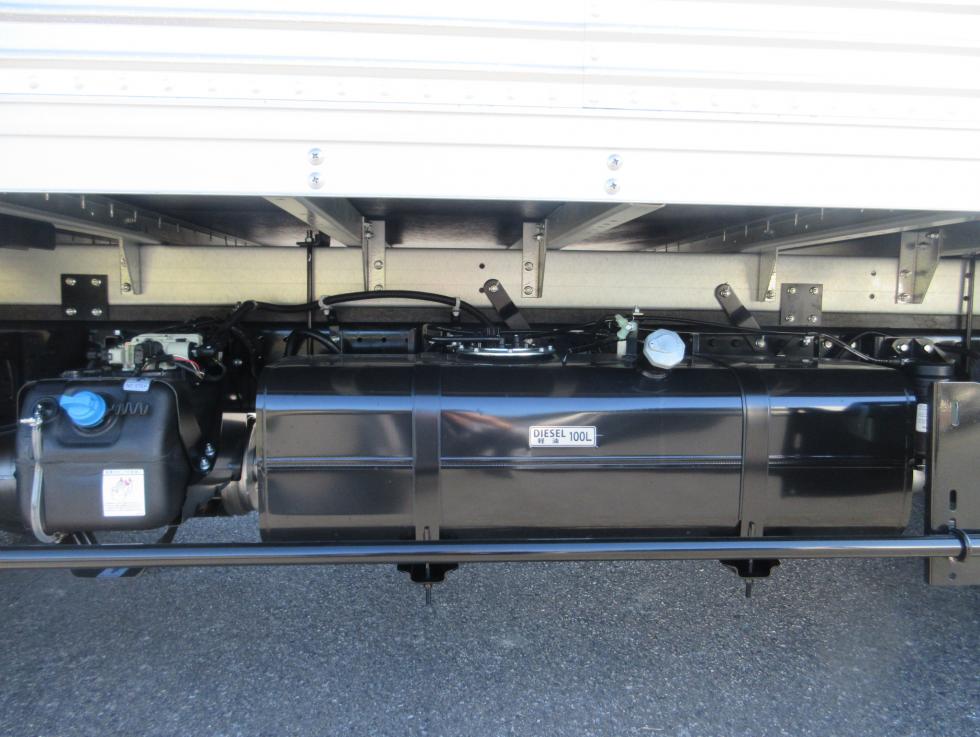 三菱 バン 小型  2PGーFEB80 33枚目