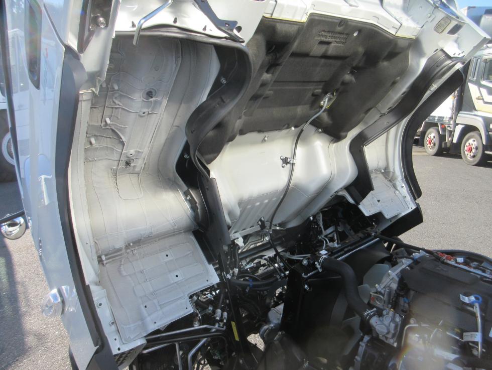 三菱 バン 小型  2PGーFEB80 47枚目