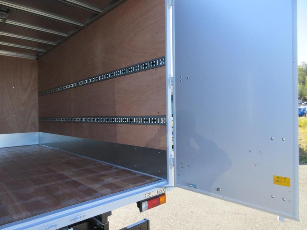 三菱 バン 小型  2PGーFEB80 29枚目