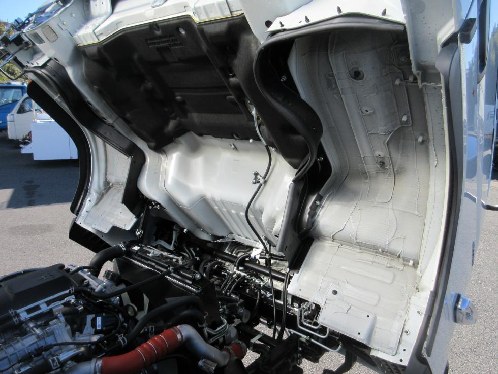 三菱 バン 小型  2PGーFEB80 49枚目