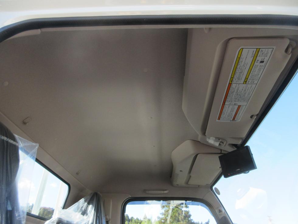 三菱 平ボデー・Wキャブ・シャーシ 小型  2PGーFEB90 17枚目