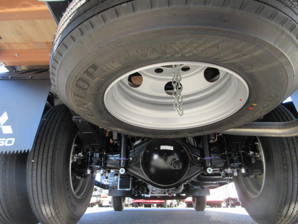 三菱 平ボデー・Wキャブ・シャーシ 小型  2PGーFEB90 31枚目