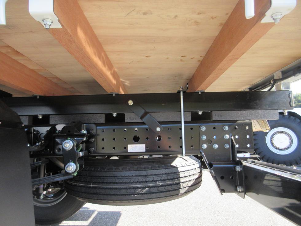 三菱 平ボデー・Wキャブ・シャーシ 小型  2PGーFEB90 38枚目