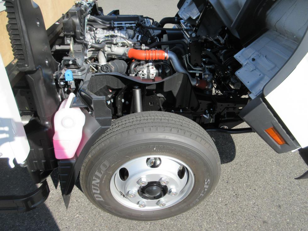 三菱 平ボデー・Wキャブ・シャーシ 小型  2PGーFEB90 45枚目