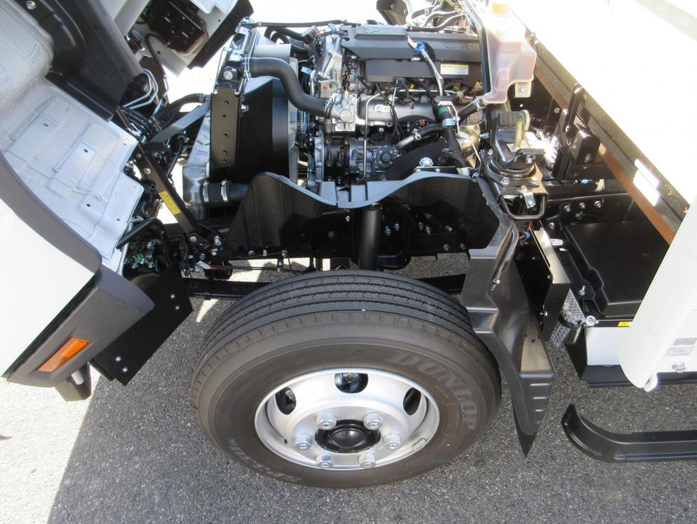 三菱 平ボデー・Wキャブ・シャーシ 小型  2PGーFEB90 46枚目