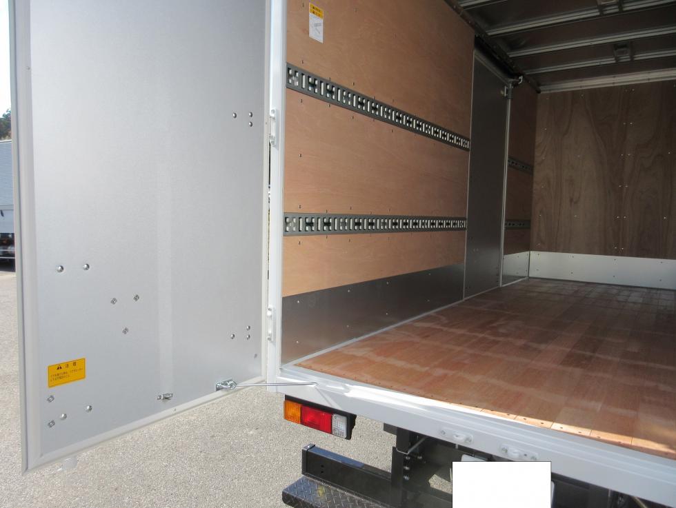 三菱 バン 小型  2RGーFEAV0 28枚目