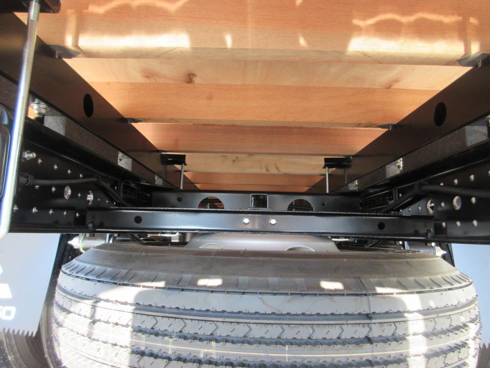 三菱 クレーン付 小型  2PGーFEB90 37枚目