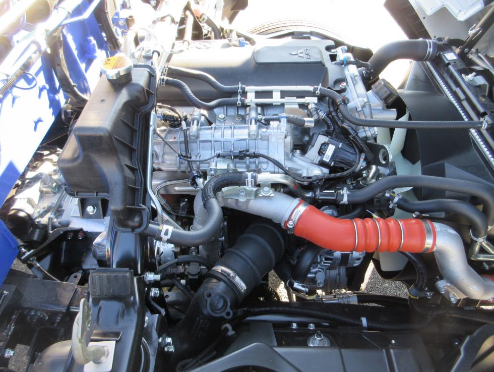 三菱 クレーン付 小型  2PGーFEB90 48枚目