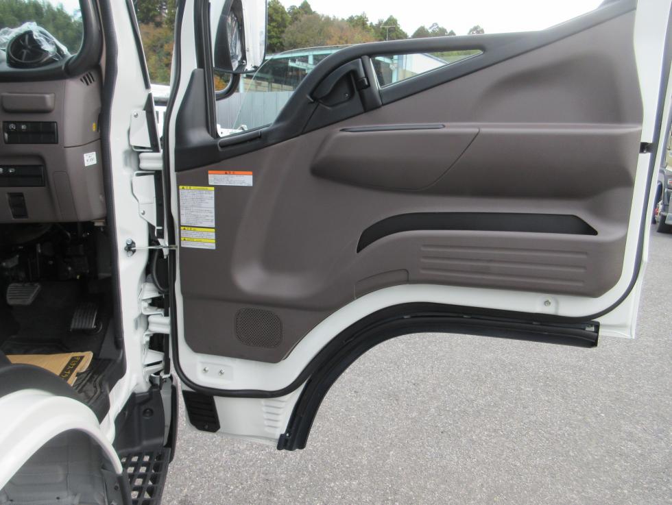 三菱 冷凍・保冷 小型  2RGーFBAV0 8枚目