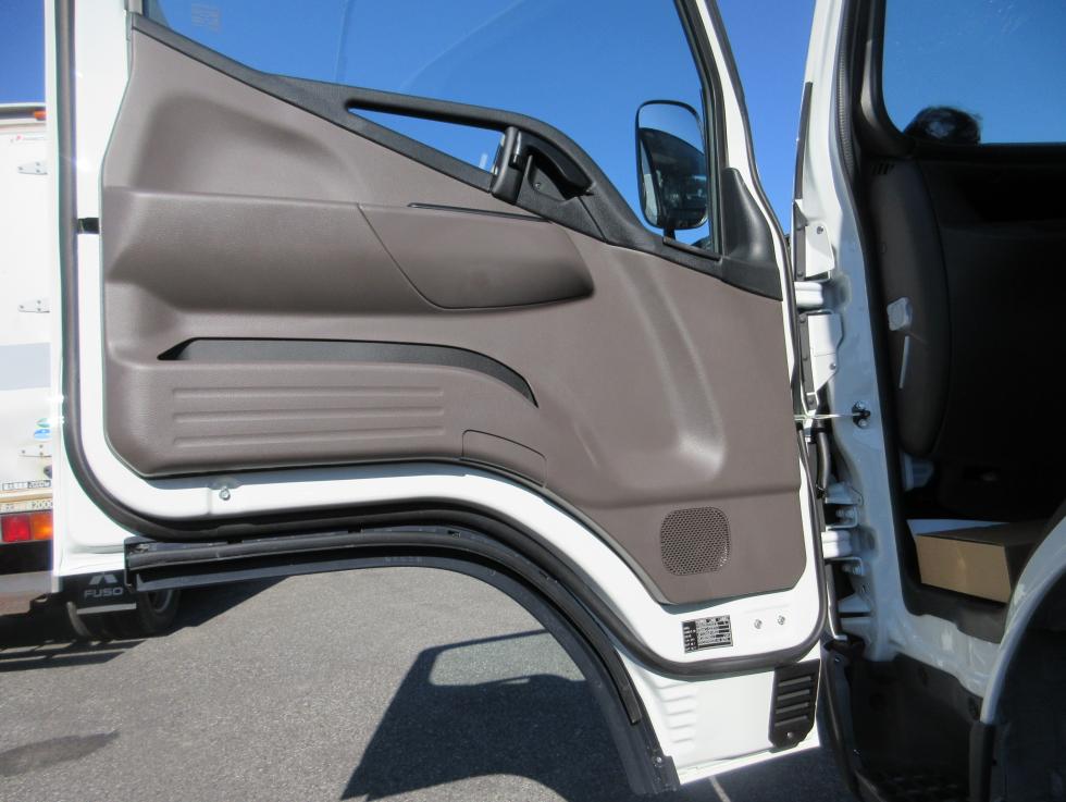 三菱 ダンプ 小型  2RGーFBA60 21枚目