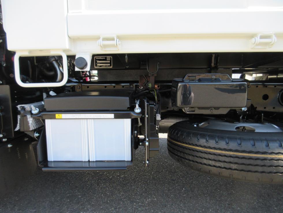 三菱 ダンプ 小型  2RGーFBA60 40枚目