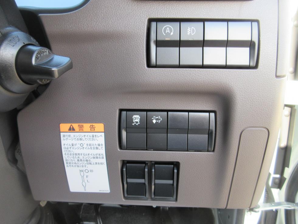 三菱 平ボデー・Wキャブ・シャーシ 小型  2PGーFEB90 8枚目