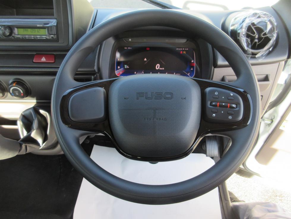 三菱 平ボデー・Wキャブ・シャーシ 小型  2PGーFEB90 9枚目