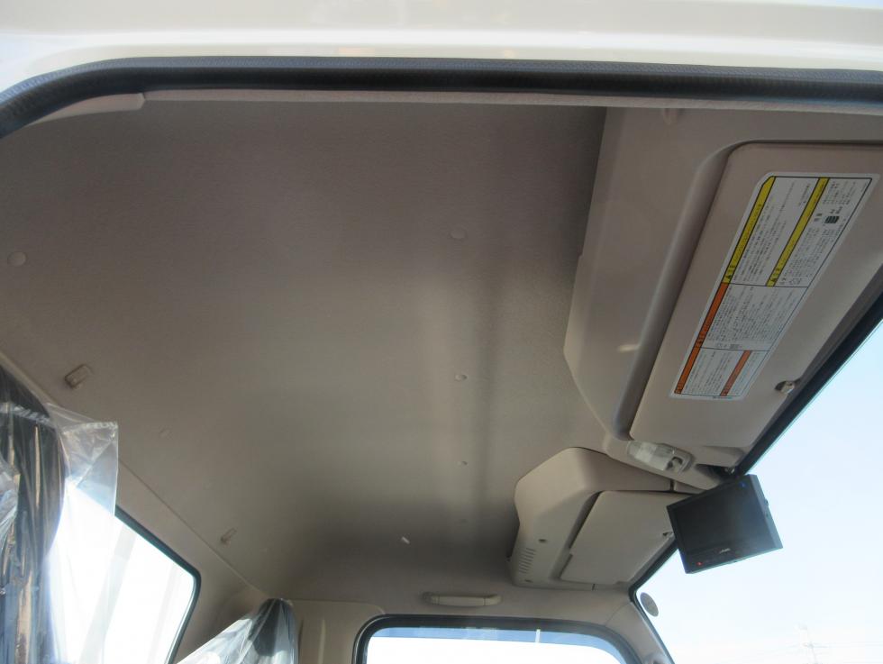 三菱 平ボデー・Wキャブ・シャーシ 小型  2PGーFEB90 15枚目