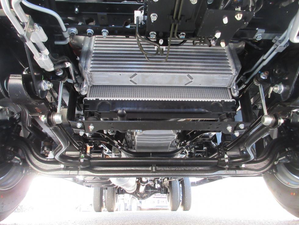 三菱 平ボデー・Wキャブ・シャーシ 小型  2PGーFEB90 33枚目